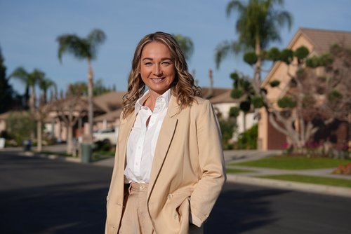 Robbin Belknap of Fit Visalia
